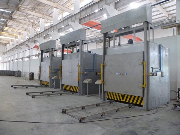 臺車式鋁件淬火爐、客戶現(xiàn)產(chǎn)安裝照片